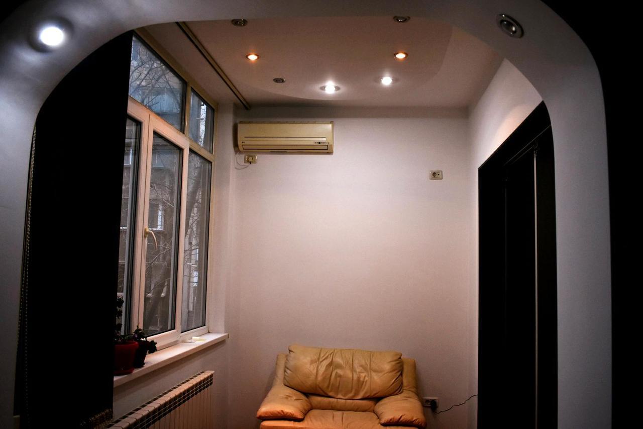 Grand Central Accomodation Sala Palatului ブカレスト エクステリア 写真